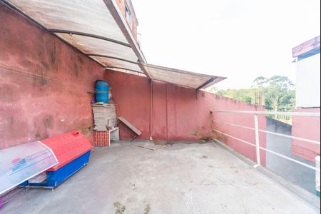 Casa à venda com 250m², 3 quartos e 2 vagas Casa à venda com 250m², 3 quartos e 2 vagasVaranda Fundos