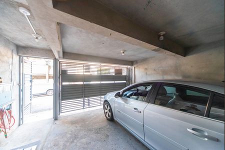 Casa à venda com 250m², 3 quartos e 2 vagas Casa à venda com 250m², 3 quartos e 2 vagasGaragem