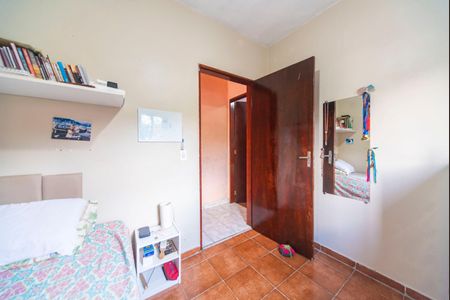 Casa à venda com 250m², 3 quartos e 2 vagas Casa à venda com 250m², 3 quartos e 2 vagasQuarto 2