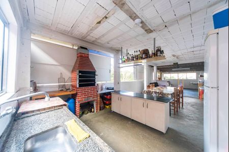 Casa à venda com 250m², 3 quartos e 2 vagas Casa à venda com 250m², 3 quartos e 2 vagasÁrea Gourmet