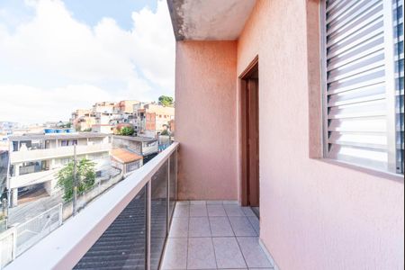 Casa à venda com 250m², 3 quartos e 2 vagas Casa à venda com 250m², 3 quartos e 2 vagasVaranda do Quarto 1