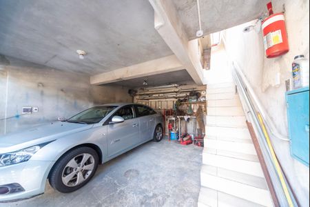 Casa à venda com 250m², 3 quartos e 2 vagas Casa à venda com 250m², 3 quartos e 2 vagasGaragem