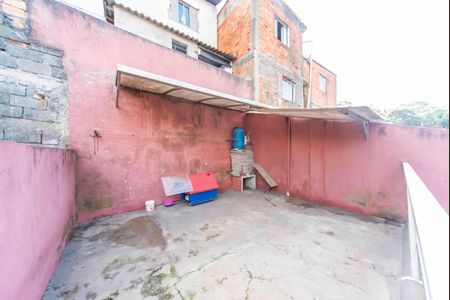 Casa à venda com 250m², 3 quartos e 2 vagas Casa à venda com 250m², 3 quartos e 2 vagasVaranda Fundos