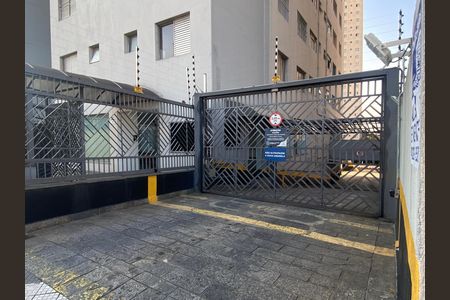Apartamento para alugar com 70m², 2 quartos e 1 vagaFachada e Placa