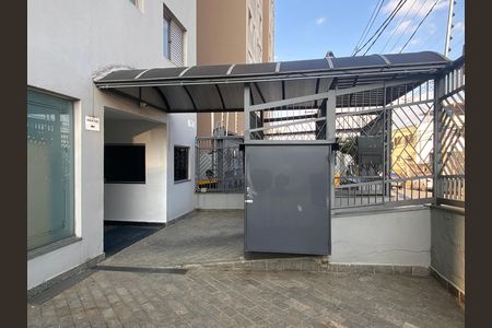 Apartamento para alugar com 70m², 2 quartos e 1 vagaFachada e portaria
