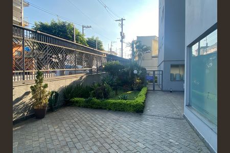 Apartamento para alugar com 70m², 2 quartos e 1 vagaFachada e portaria
