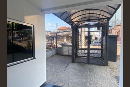 Apartamento para alugar com 70m², 2 quartos e 1 vagaFachada e portaria