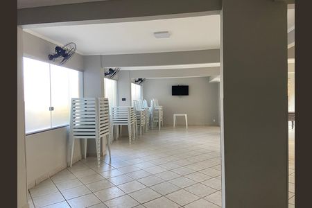 Apartamento para alugar com 70m², 2 quartos e 1 vagaÁrea comum - Salão de festas