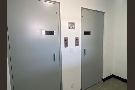 Apartamento para alugar com 70m², 2 quartos e 1 vagaÁrea comum - Hall