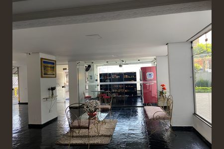Apartamento para alugar com 70m², 2 quartos e 1 vagaÁrea comum - hall