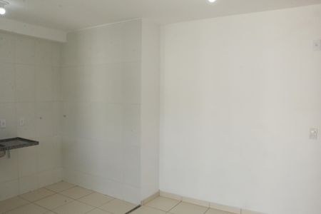 sala de apartamento para alugar com 2 quartos, 55m² em Luz, Nova Iguaçu
