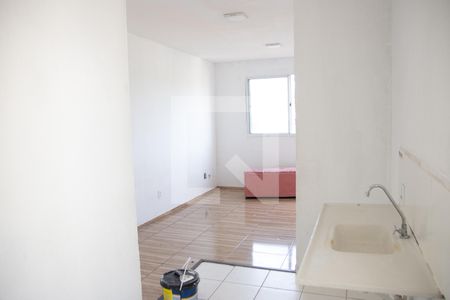 Cozinha e Área de Serviço de apartamento para alugar com 2 quartos, 42m² em Goiá, Goiânia
