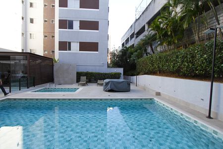 Apartamento à venda com 166m², 4 quartos e 2 vagasÁrea comum - Piscina