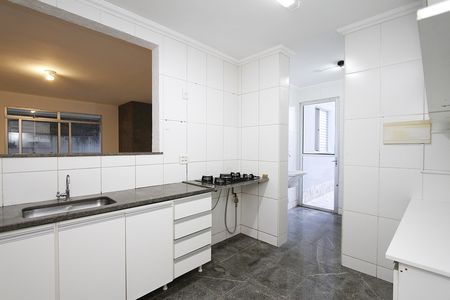 Apartamento à venda com 166m², 4 quartos e 2 vagasCozinha