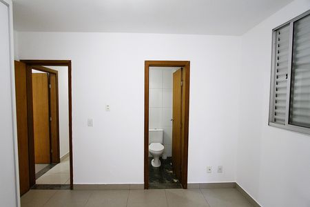 Apartamento à venda com 166m², 4 quartos e 2 vagasQuarto 4 - Suíte