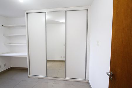Apartamento à venda com 166m², 4 quartos e 2 vagasQuarto 3