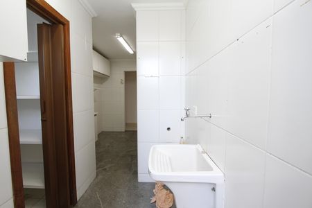 Apartamento à venda com 166m², 4 quartos e 2 vagasÁrea de Serviço