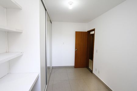 Apartamento à venda com 166m², 4 quartos e 2 vagasQuarto 3