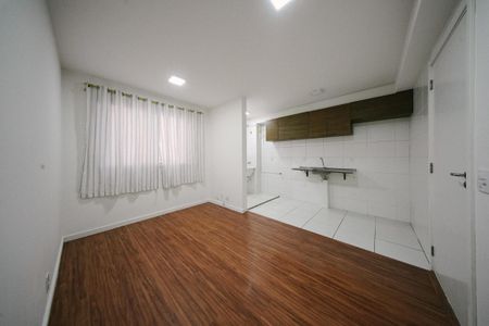 Sala de apartamento para alugar com 2 quartos, 41m² em Vila Penteado, São Paulo