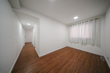 Sala de apartamento para alugar com 2 quartos, 41m² em Vila Penteado, São Paulo