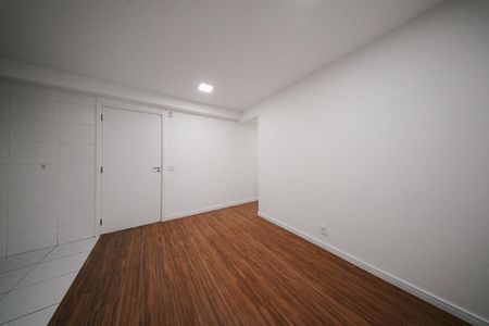 Sala de apartamento para alugar com 2 quartos, 41m² em Vila Penteado, São Paulo