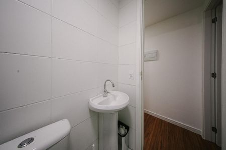 Apartamento para alugar com 41m², 2 quartos e sem vaga Apartamento para alugar com 41m², 2 quartos e sem vagaBanheiro