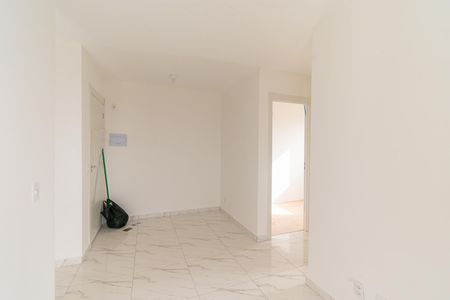 Sala de apartamento para alugar com 2 quartos, 43m² em Cidade São Mateus, São Paulo