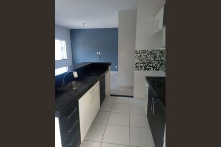 Cozinha de casa para alugar com 3 quartos, 110m² em Amendoeira, São Gonçalo