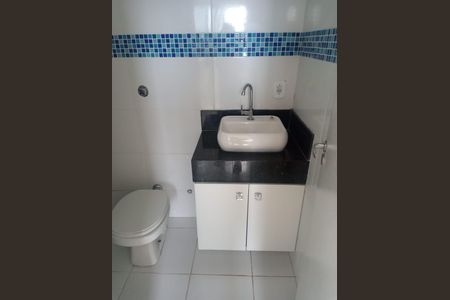Casa para alugar com 110m², 3 quartos e 2 vagas Casa para alugar com 110m², 3 quartos e 2 vagasBanheiro