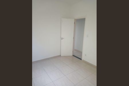 Quarto de casa para alugar com 3 quartos, 110m² em Amendoeira, São Gonçalo