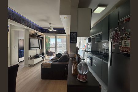 Sala/Cozinha de apartamento à venda com 2 quartos, 50m² em Jardim Roberto, Osasco