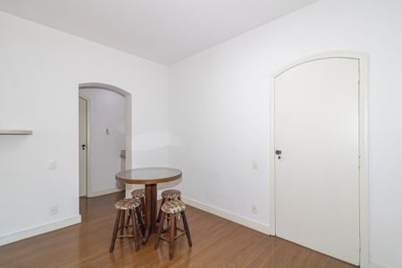 Apartamento à venda com 48m², 1 quarto e 1 vaga Apartamento à venda com 48m², 1 quarto e 1 vagaSala