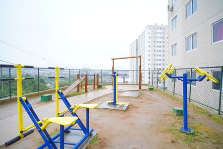 Apartamento para alugar com 41m², 2 quartos e 1 vaga Apartamento para alugar com 41m², 2 quartos e 1 vagaÁrea comum - Playground