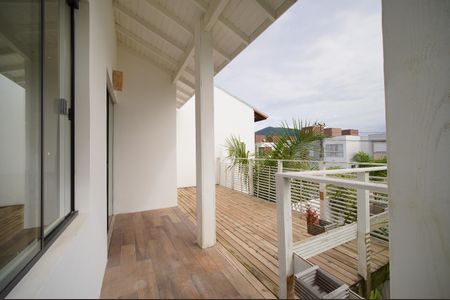 Casa para alugar com 124m², 3 quartos e 2 vagas Casa para alugar com 124m², 3 quartos e 2 vagasVaranda suíte master