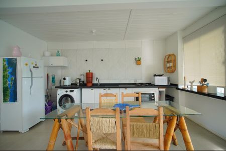 Casa para alugar com 124m², 3 quartos e 2 vagas Casa para alugar com 124m², 3 quartos e 2 vagasCozinha