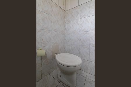 Banheiro de casa para alugar com 1 quarto, 40m² em Parque Boturussu, São Paulo