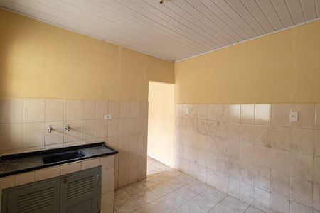 Casa para alugar com 40m², 1 quarto e sem vaga Casa para alugar com 40m², 1 quarto e sem vagaCozinha