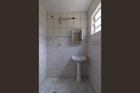 Casa para alugar com 40m², 1 quarto e sem vaga Casa para alugar com 40m², 1 quarto e sem vagaBanheiro