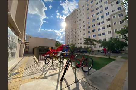 Apartamento à venda com 43m², 2 quartos e 1 vaga Apartamento à venda com 43m², 2 quartos e 1 vagaÁrea externa