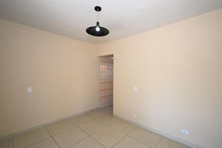 Sala de casa para alugar com 2 quartos, 124m² em Parque Maraba, Taboão da Serra