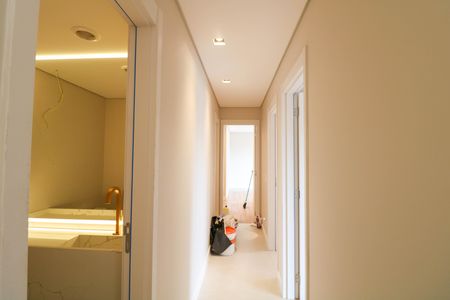 Apartamento à venda com 93m², 3 quartos e 2 vagas Apartamento à venda com 93m², 3 quartos e 2 vagasCorredor