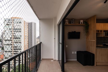 Varanda de kitnet/studio para alugar com 1 quarto, 25m² em Barra Funda, São Paulo
