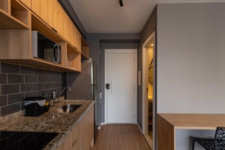 Cozinha de kitnet/studio para alugar com 1 quarto, 25m² em Barra Funda, São Paulo