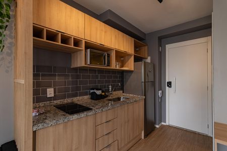 Cozinha de kitnet/studio para alugar com 1 quarto, 25m² em Barra Funda, São Paulo