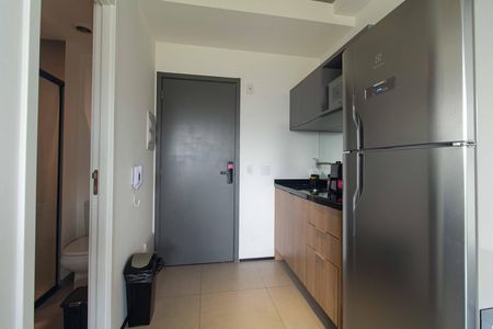 Cozinha de kitnet/studio para alugar com 0 quarto, 26m² em Paraíso, São Paulo