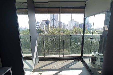 Varanda de kitnet/studio para alugar com 0 quarto, 26m² em Paraíso, São Paulo