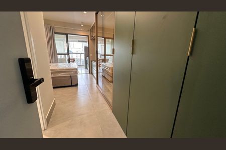 Studio de kitnet/studio para alugar com 1 quarto, 31m² em Jardim das Acacias, São Paulo