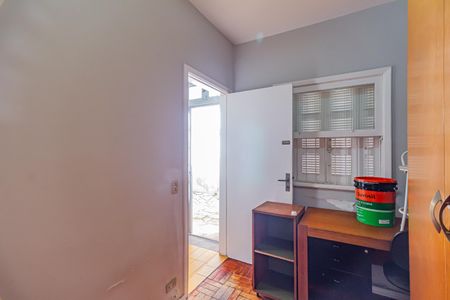Casa para alugar com 1200m², 6 quartos e 3 vagasQuarto de Serviço