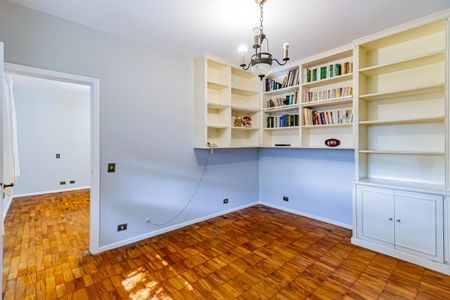 Casa para alugar com 1200m², 6 quartos e 3 vagasSuíte 3