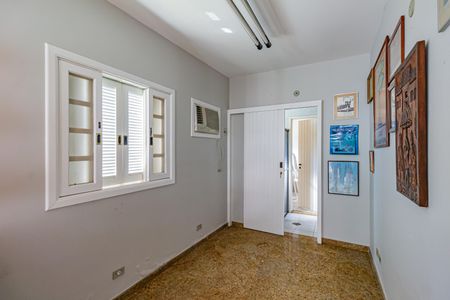 Casa para alugar com 1200m², 6 quartos e 3 vagasEdícula